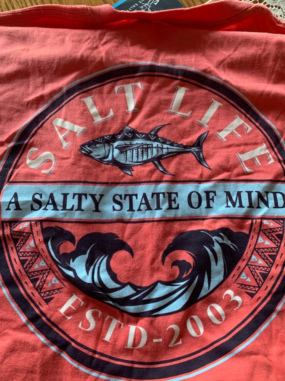 Salt Life Men’s Coral Long Sleeve Pocket Tee with Sleeve Logo